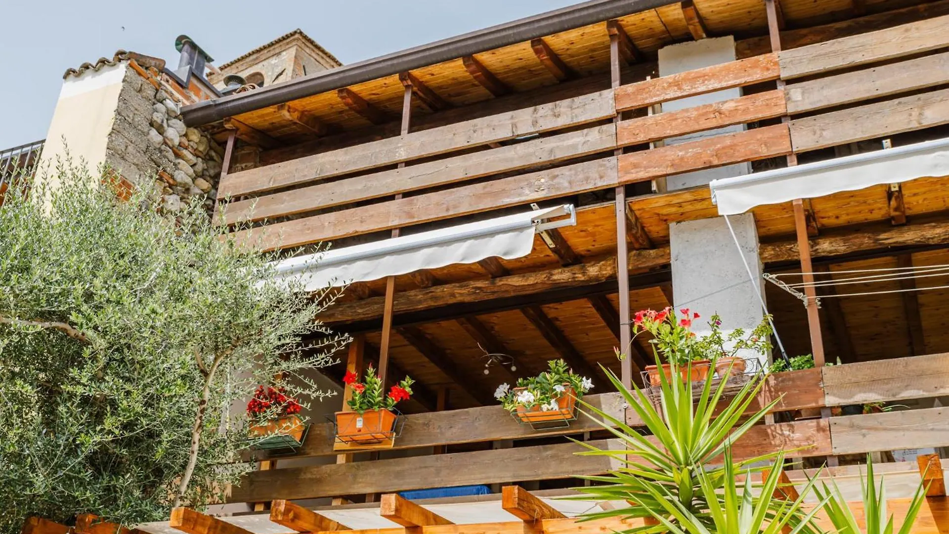 Cozy Castello Apartment Manerba del Garda